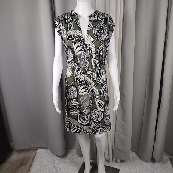 LOFT Dresses & Skirts - LOFT Ann Taylor Olive/Black/Off White V Neck Floral Drawstring Waist Dress Sz S